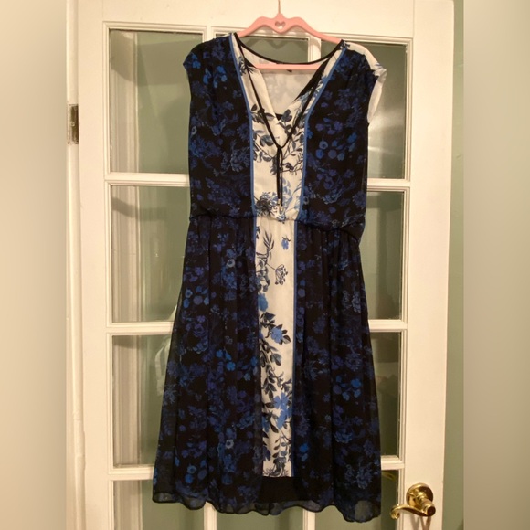 Adrianna Papell Navy and White Floral Midi Dress - Picture 1 of 3